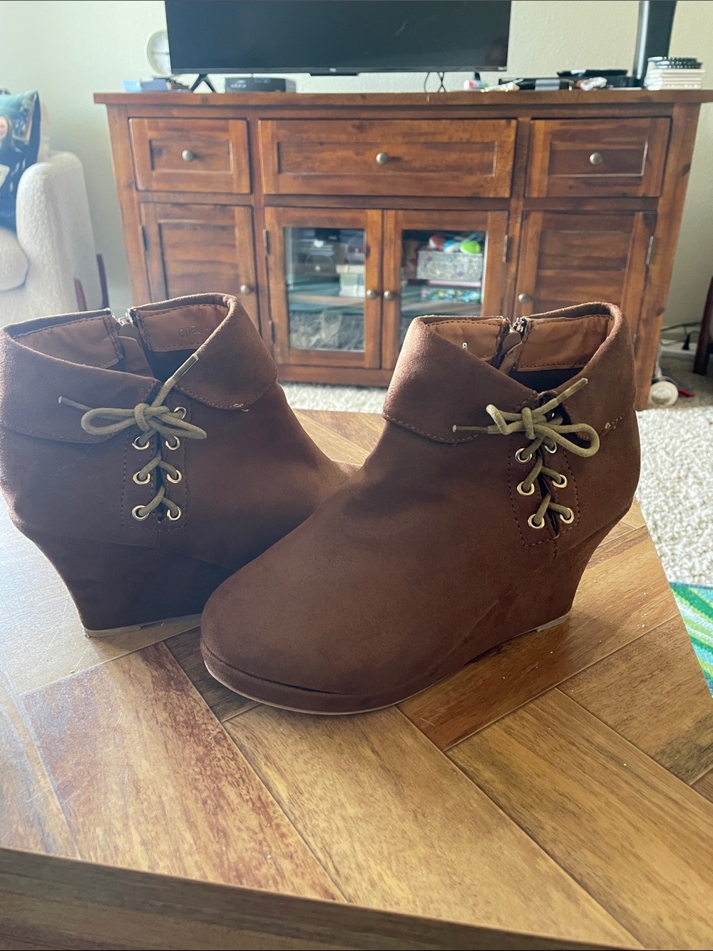 TOP Moda Brown Suede-Look Wedge Ankle Booties